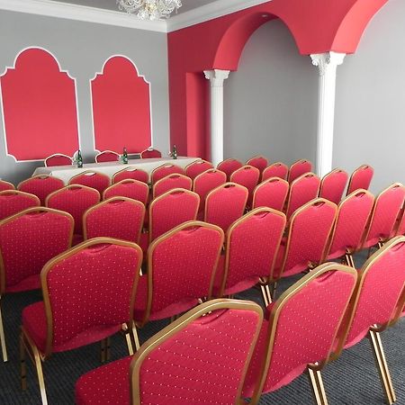 Garni Hotel Junior Pozsony Kültér fotó