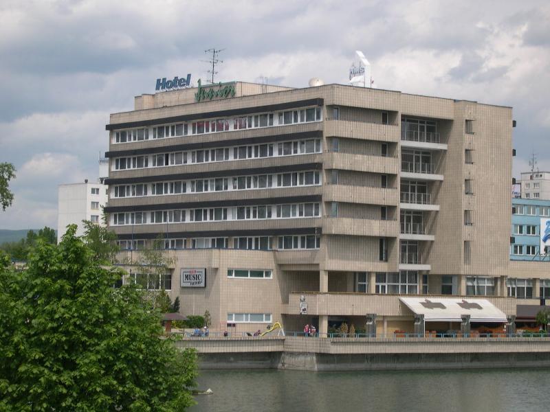 Garni Hotel Junior Pozsony Kültér fotó